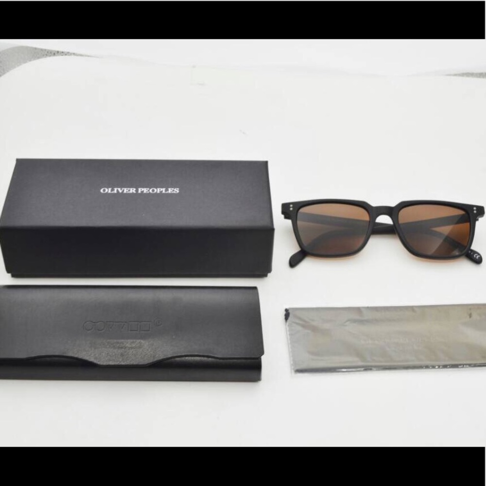 Oliver Peoples Sunglasses (classic style)